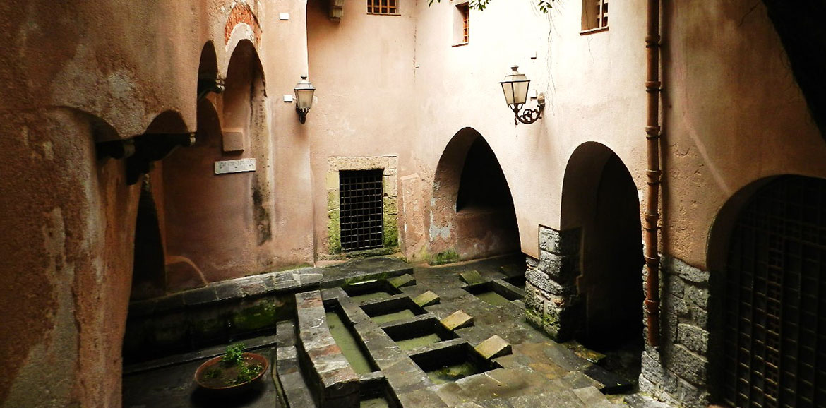 lavatoio-medievale-cefalù-booking-cefalù1